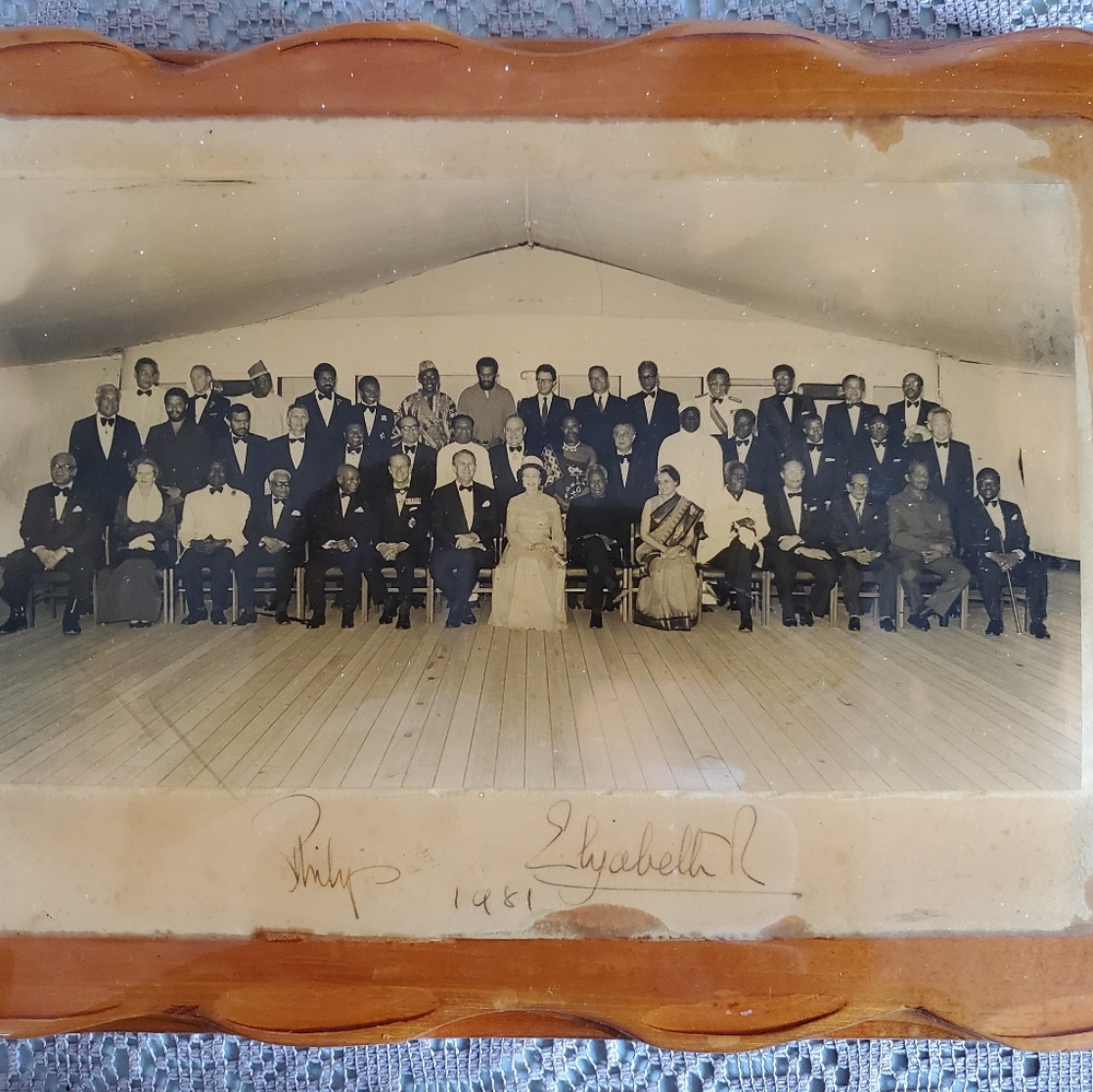 Hand-Signed Photo Of Queen Elizabeth II and Prince Philip 1981 Sealed In Amber